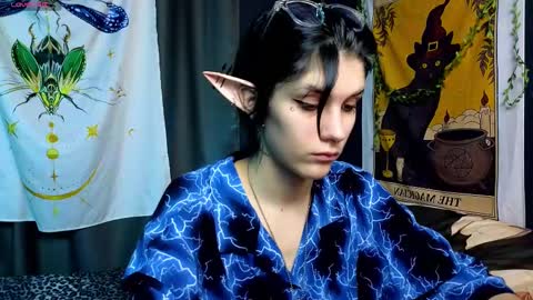 Snapshot of hyeon_jin chatting on January 17, 2025, 9:28 pm Hyeon Jin online show from January 17, 2025, 9:28 pm