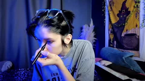 Snapshot of hyeon_jin chatting on January 25, 2025, 8:53 pm Hyeon Jin online show from January 25, 2025, 8:53 pm