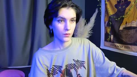 Snapshot of hyeon_jin chatting on February 7, 2025, 6:24 am Hyeon Jin online show from February 7, 2025, 6:24 am