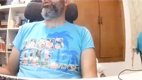 Hyperpau online show from September 18, 2025, 2:57 am