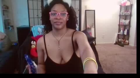 Snapshot of hysteriaheels chatting on August 4, 2026, 11:18 pm HysteriaHeels online show from August 4, 2026, 11:18 pm