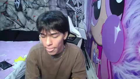 hyun jin online show from October 24, 2025, 8:27 pm
