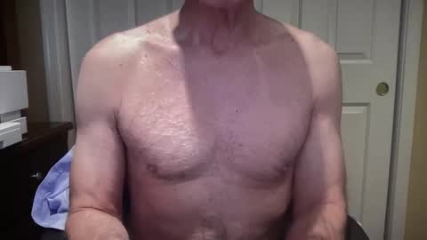 Snapshot of i8bgcq chatting on April 14, 2026, 3:29 pm The Talented Mr. DILFy online show from April 14, 2026, 3:29 pm