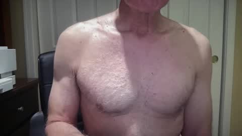 Snapshot of i8bgcq chatting on April 15, 2026, 4:25 pm The Talented Mr. DILFy online show from April 15, 2026, 4:25 pm