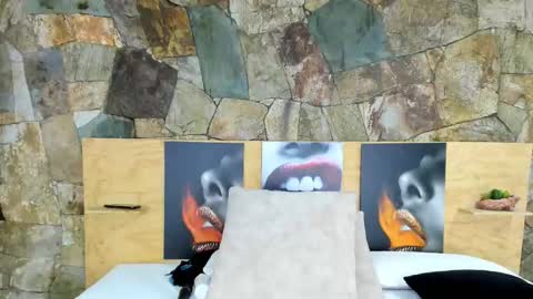 Snapshot of i_am_dolls chatting on February 10, 2025, 5:47 am The Dolls online show from February 10, 2025, 5:47 am