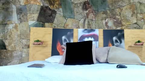 Snapshot of i_am_dolls chatting on March 4, 2025, 3:00 am The Dolls online show from March 4, 2025, 3:00 am