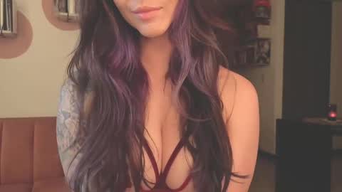 Lana Banana online show from April 20, 2026, 10:55 pm