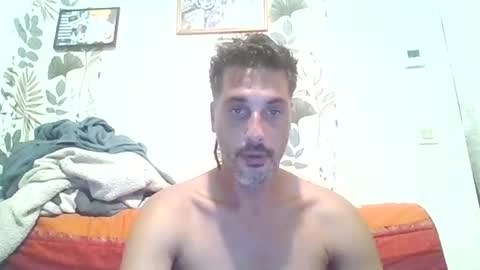 Snapshot of i_know_what_you_want chatting on July 8, 2026, 2:49 am i_know_what_you_want online show from July 8, 2026, 2:49 am