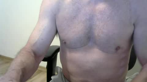 Snapshot of i_was_a_shy_dad chatting on July 14, 2026, 12:55 pm i_was_a_shy_dad online show from July 14, 2026, 12:55 pm