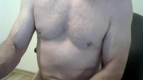 Snapshot of i_was_a_shy_dad chatting on July 18, 2026, 12:31 pm i_was_a_shy_dad online show from July 18, 2026, 12:31 pm