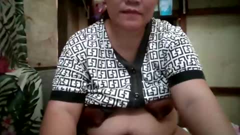 Snapshot of iam_jana chatting on February 4, 2026, 6:52 am iam_jana online show from February 4, 2026, 6:52 am