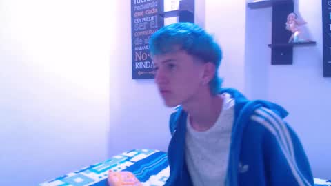 iam_lukas__ online show from September 27, 2025, 1:21 am