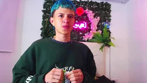 iam_lukas__ online show from October 14, 2025, 3:07 am