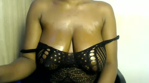 Snapshot of iam_mellissa chatting on June 19, 2026, 5:23 am mellissa online show from June 19, 2026, 5:23 am