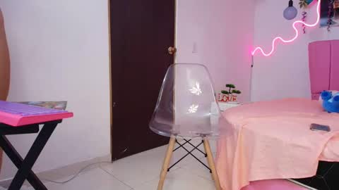 Snapshot of iam_monika chatting on September 9, 2025, 5:01 pm iam_monika online show from September 9, 2025, 5:01 pm