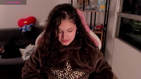 On instagram Imm  NikkiHelp me reach 100 likes online show from February 13, 2026, 8:32 am