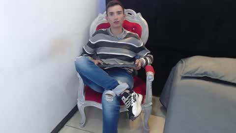 Snapshot of iam_smith_ chatting on January 17, 2026, 12:10 pm Iam Smith online show from January 17, 2026, 12:10 pm