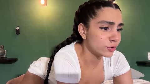 Eva online show from October 9, 2025, 1:47 am