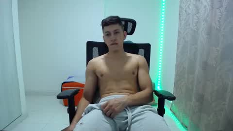 Snapshot of iam_yourbabyprincess_xd chatting on December 15, 2024, 6:18 am iam_yourbabyprincess_xd online show from December 15, 2024, 6:18 am