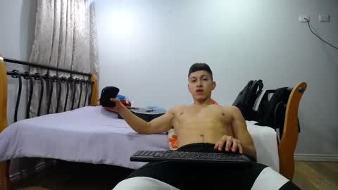 Snapshot of iam_yourbabyprincess_xd chatting on February 23, 2025, 6:39 am iam_yourbabyprincess_xd online show from February 23, 2025, 6:39 am