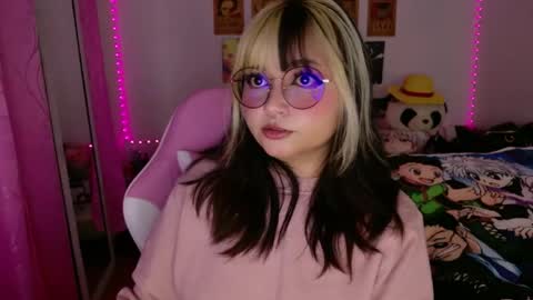 Snapshot of iam_zoechan chatting on April 22, 2026, 12:02 am Zoe 3 online show from April 22, 2026, 12:02 am