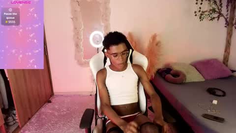 Snapshot of iamandrey_ chatting on May 7, 2026, 7:41 pm iamandrey_ online show from May 7, 2026, 7:41 pm
