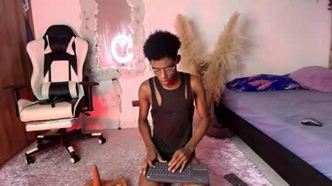 iamandrey_ online show from July 7, 2026, 1:19 am