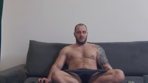 claudeloflex onlyfans online show from February 22, 2026, 9:35 pm