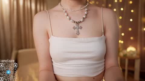 Snapshot of iamclaire_ chatting on February 6, 2025, 4:03 pm Claire online show from February 6, 2025, 4:03 pm