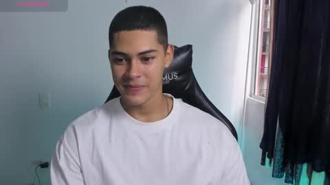 Dylan  independent model  online show from February 21, 2026, 11:44 am