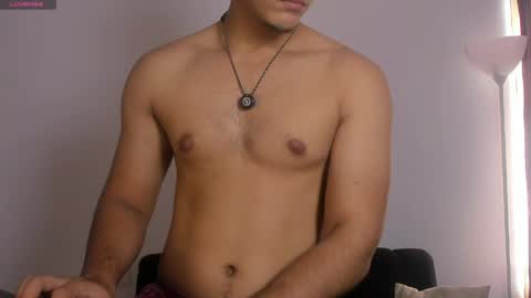 Dylan  independent model  online show from April 10, 2026, 3:17 pm