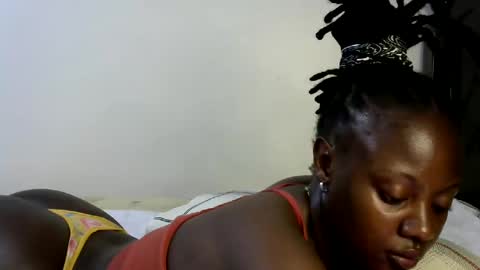 Snapshot of iampolca chatting on January 16, 2025, 10:44 pm iampolca online show from January 16, 2025, 10:44 pm