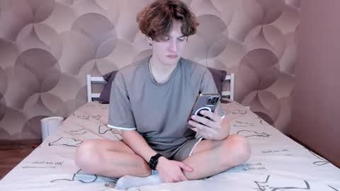 Ian Flor online show from March 20, 2026, 4:23 pm