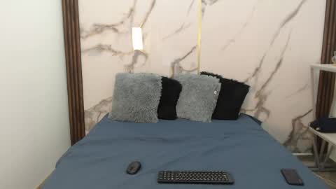 ian_storm online show from April 23, 2026, 11:31 am