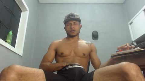 ian_tuner online show from December 3, 2024, 4:58 am