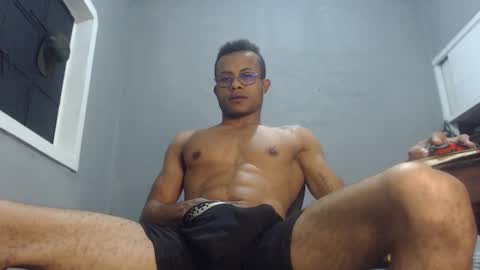 ian_tuner online show from December 23, 2024, 8:33 am