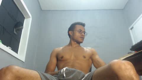 ian_tuner online show from December 31, 2024, 3:23 am