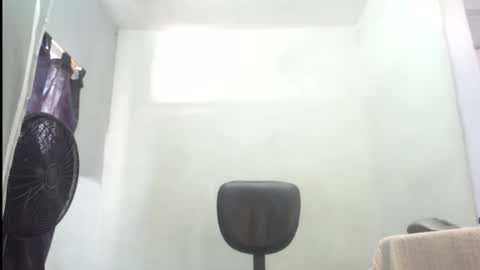 ian_tuner online show from October 16, 2025, 6:09 pm