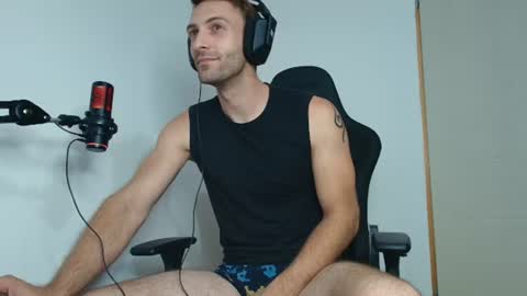 Snapshot of ianandersson27 chatting on July 17, 2026, 10:14 pm Ian Andersson online show from July 17, 2026, 10:14 pm