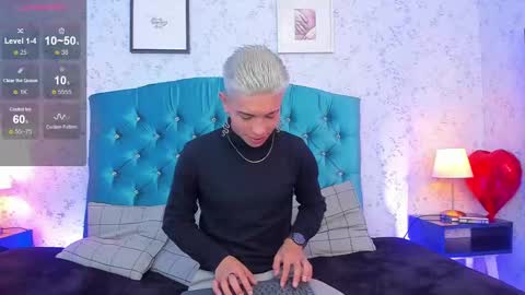 Andrew online show from February 11, 2025, 1:51 pm