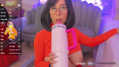  iara smith  online show from January 19, 2025, 2:06 pm