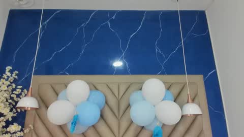 ibbie_ online show from September 23, 2025, 12:08 pm