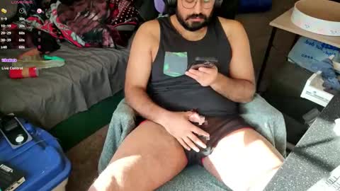 iBear0 online show from February 25, 2026, 9:46 pm