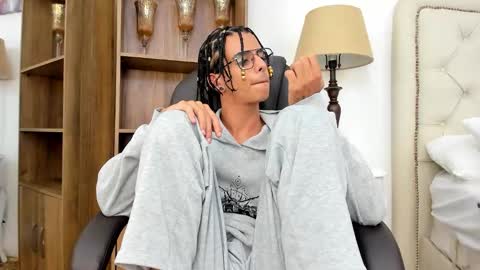 ibratxandy online show from February 26, 2026, 7:13 pm