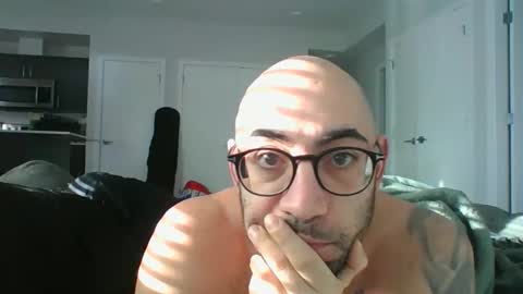 icecreammanx online show from December 17, 2025, 8:15 pm