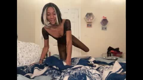 Snapshot of icedmochabree chatting on September 29, 2025, 8:02 pm bree summers online show from September 29, 2025, 8:02 pm