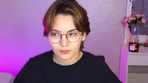 Ksenia online show from November 28, 2025, 5:04 pm