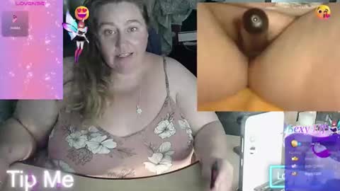 Snapshot of iceprincess2bad4u chatting on February 8, 2025, 5:50 pm Iceprincess2bad4u online show from February 8, 2025, 5:50 pm