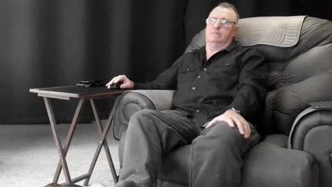 Christopher online show from October 29, 2025, 11:06 pm