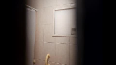 Icomhard online show from September 16, 2025, 7:04 pm